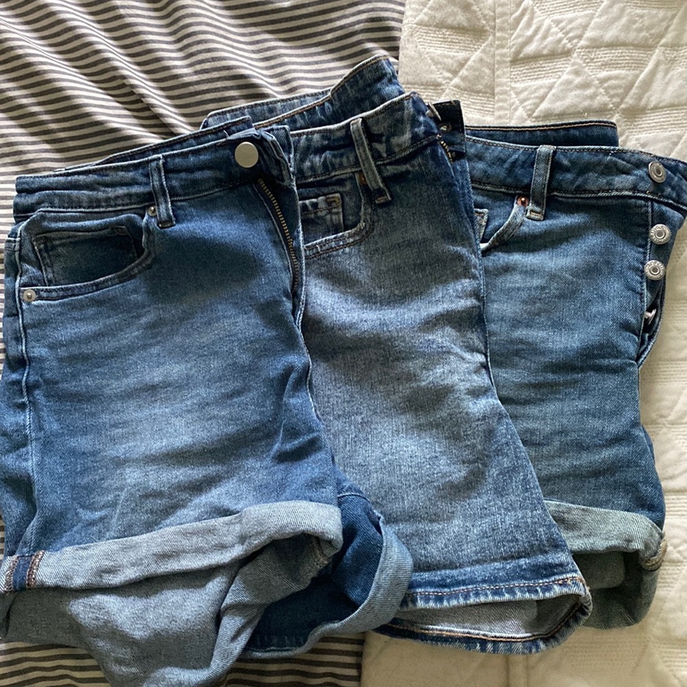 3 pair of shorts!